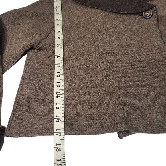 ChiaraMente Wrap Sweater Womens Size Medium Button Wool Blend Brown Made in Ital - Picture 9 of 11